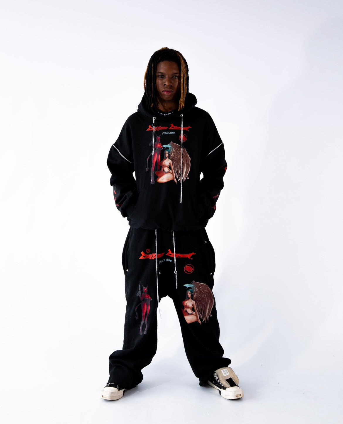 ©© „GIRLS CLUB SWEATPANTS"